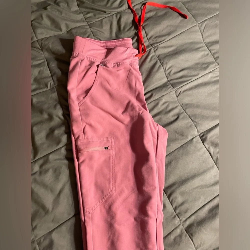 Figs sets available in multiple colors! - Picture 7 of 13